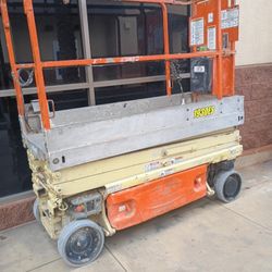 scissor lift 