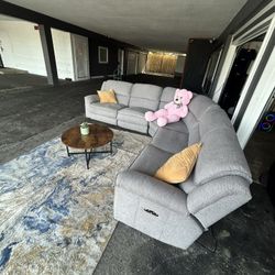 Modular Electric Reclining Sectional Sofa/ Couch