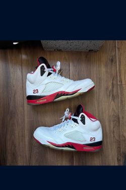 2013 Jordan 5 Fire Red Sz 10