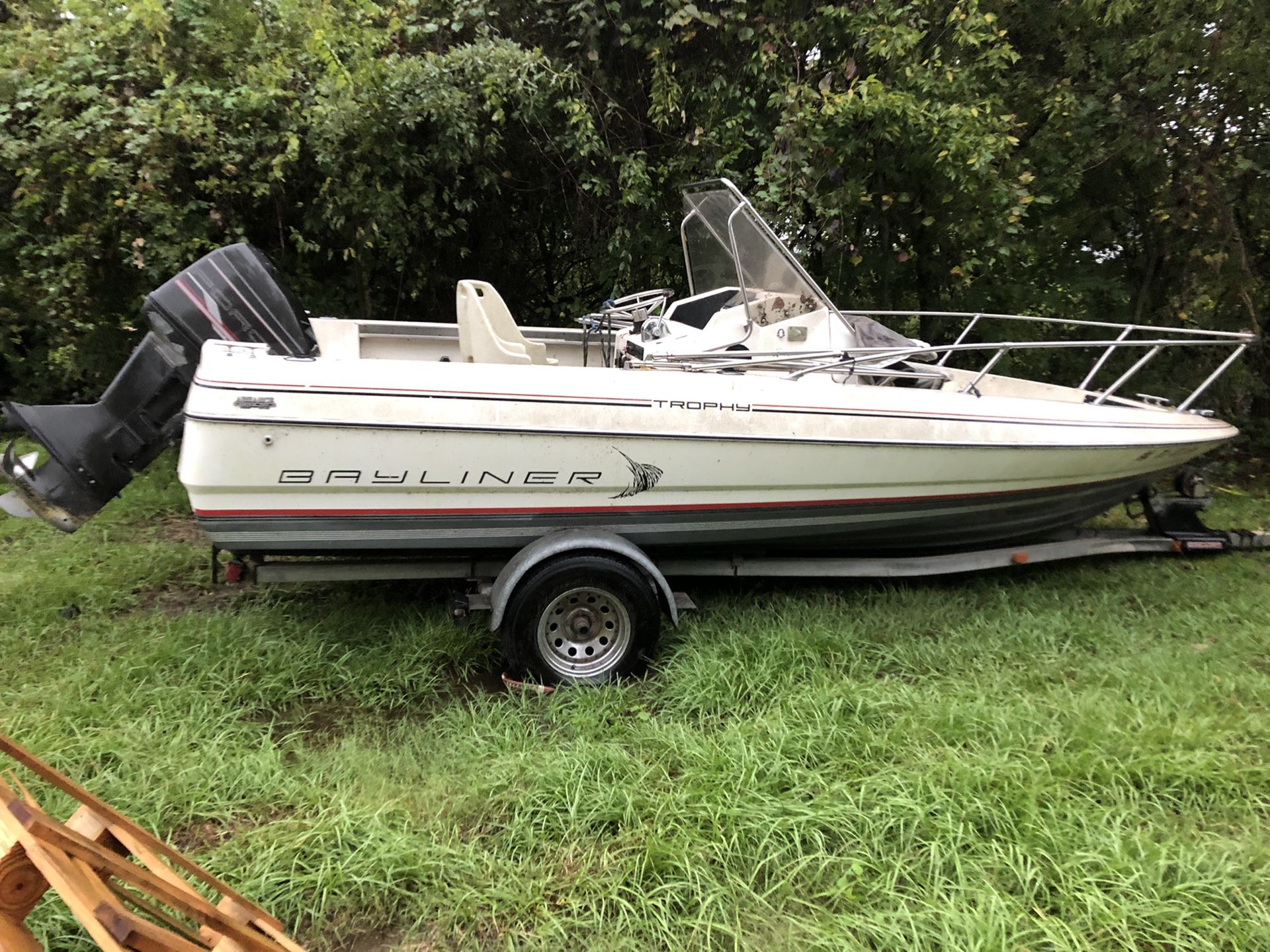 Bayliner boat with trailer