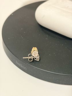 14k Diamonds earrings. (Aretes)