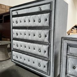 New!! Premium Dovetailed 5-Drawer Chest, Dresser, Upholstered Dresser,grey Dresser, Matching Nightstand Avail, Bedroom Chest