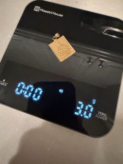 3g 14k gold Notre Dame University gold pendant