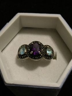 Sterling silver ring size 5.5