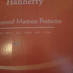Hanherry Waterproof Mattress Protector, Full Size, Cooling Mattress Cover