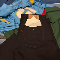 levi jeans brand new size 42/30 color black 