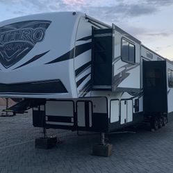 2016 Forest River Nitro XLR