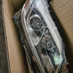 2011 To 2020 Toyota Sienna Headlight Assemblys