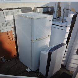 Mini Fridge With Freezer