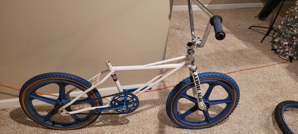 1983 se quadangle for sale sale