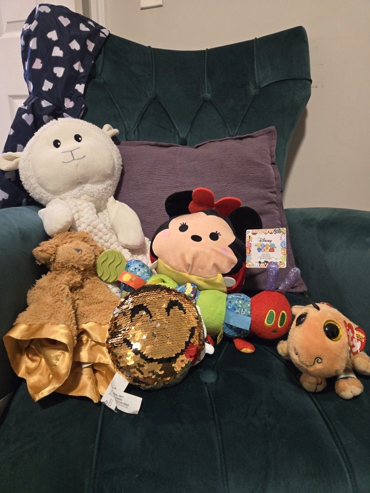 Lot Of 6 Toddler Stuffed Animals