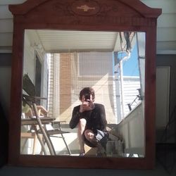 2 Mirrors 