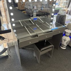 Vanity-Mirror-Stool W/ Speakers