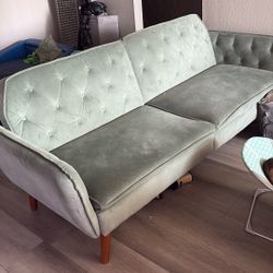 Sofa / Futon 