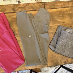 Lulu lemon Hot Pink  Set Left!!! XS