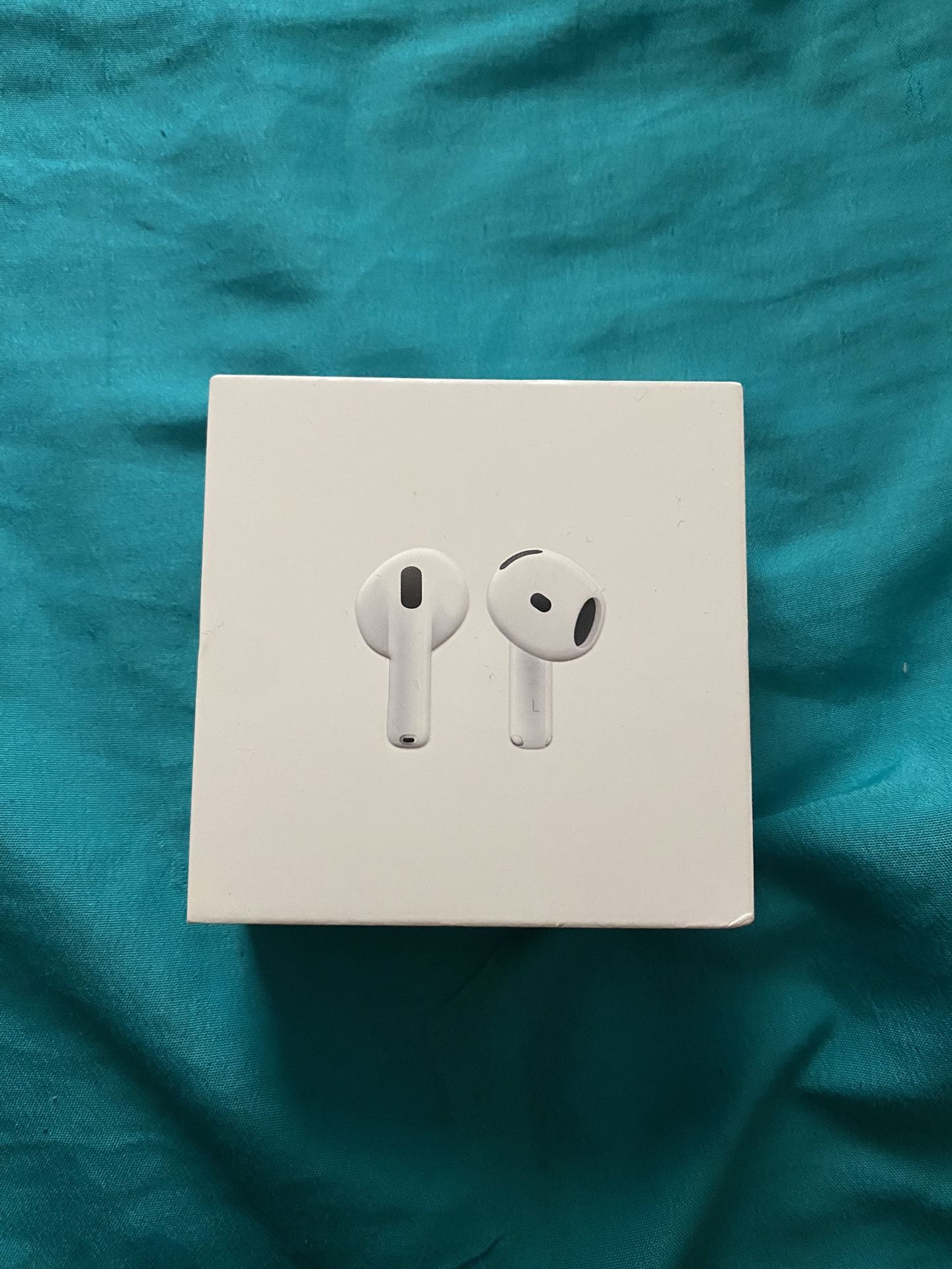 AirPods 4