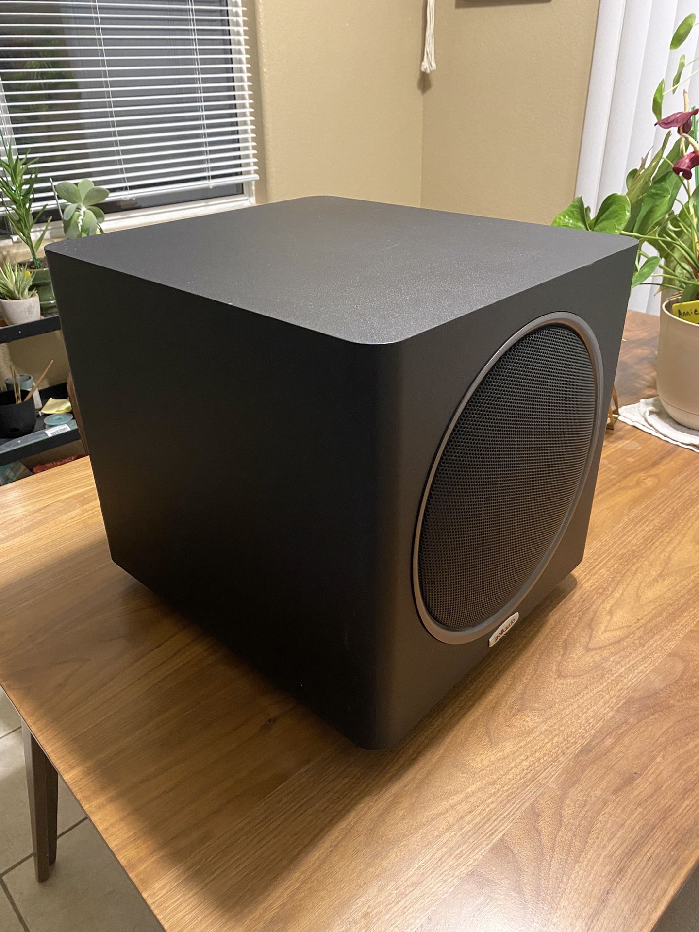 Polk Audio PSW110 - 10" 200W Powered Subwoofer (Black)