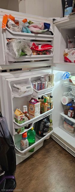 Frigidaire FFHT1514QW28 Top freezer refrigerator...white