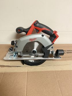 Milwaukee m18 6-1/2 circular saw