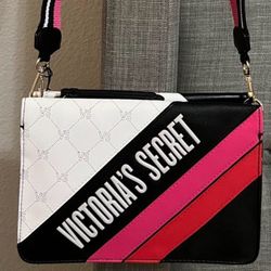 Victoria’s Secret’s Purse/ NEW 
