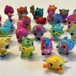 Spin Master Hatchimals CollEGGtibles Lot (29)