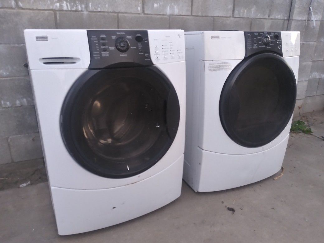 WASHER AND GAS DRYER KENMORE IN GREAT WORKING
