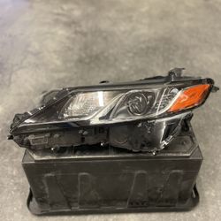 2018-2024 Toyota Camry Headlight 