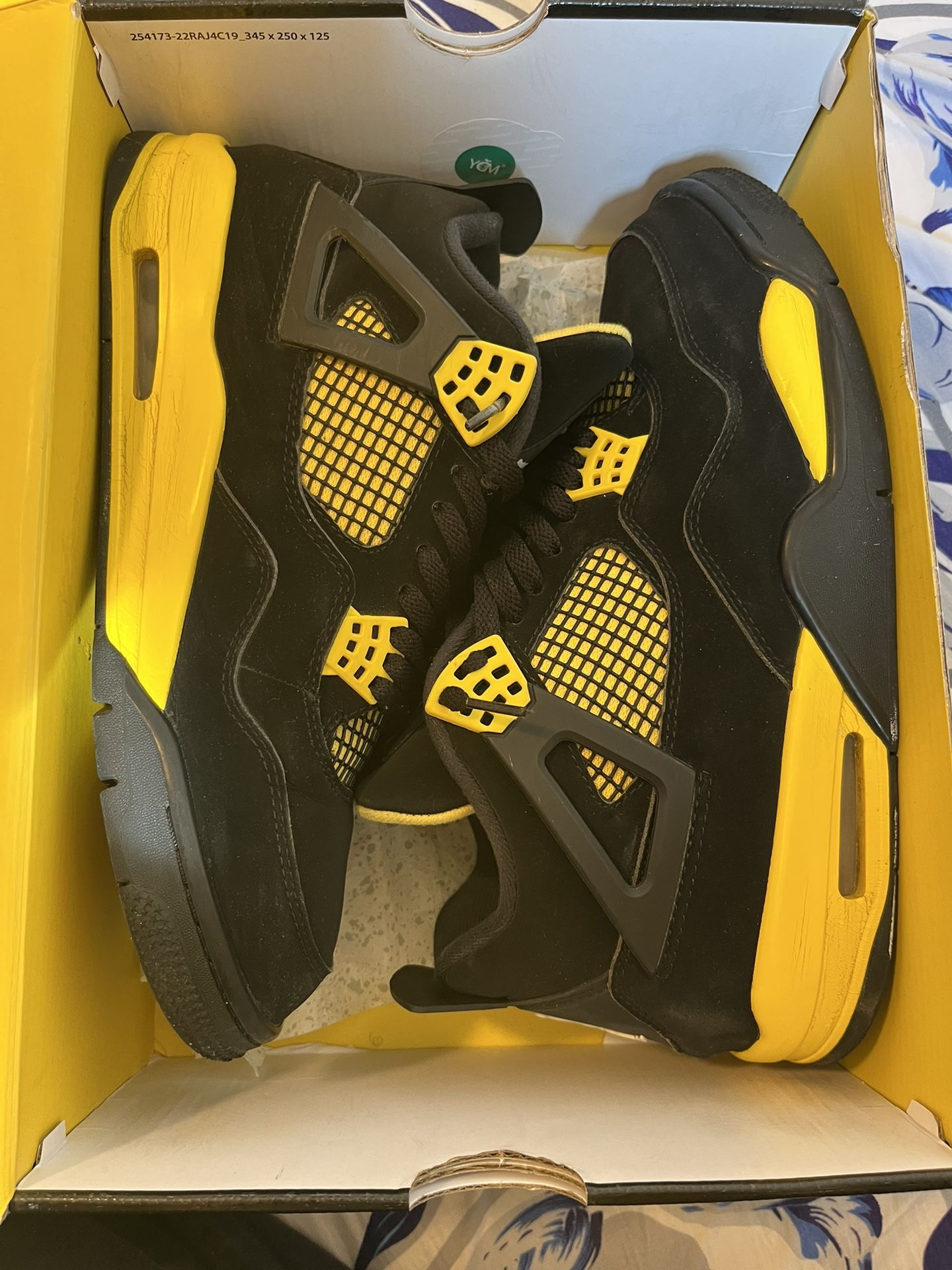 Jordan 4 Yellow Thunder Size 12