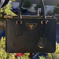 Prada, medium Galleria Soffiano, leather bag