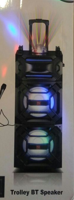 Bluetooth speaker SD card,slot USB port,FM radio,microphone included for karaoke(bosina)