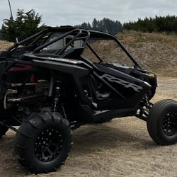 2023 Polaris RZR turboR