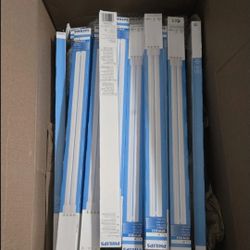 Fluorescent Tubes Philips PL-L 4P 40W/835/4P/RS/IS 2GII