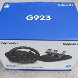 Brand New Logitech G923 Racing Wheel and Pedals for PS5, PS4, PC. 