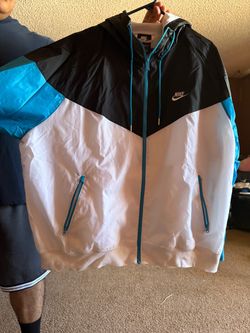Nike win breaker
