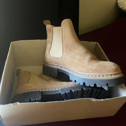Women’s Boot  