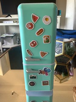 Mini Brands mini fridge in like-new condition.
