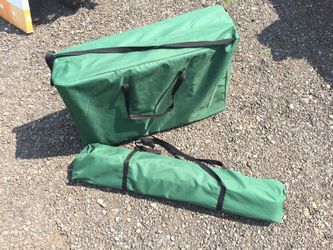 Nice table and chair set with carrying cases