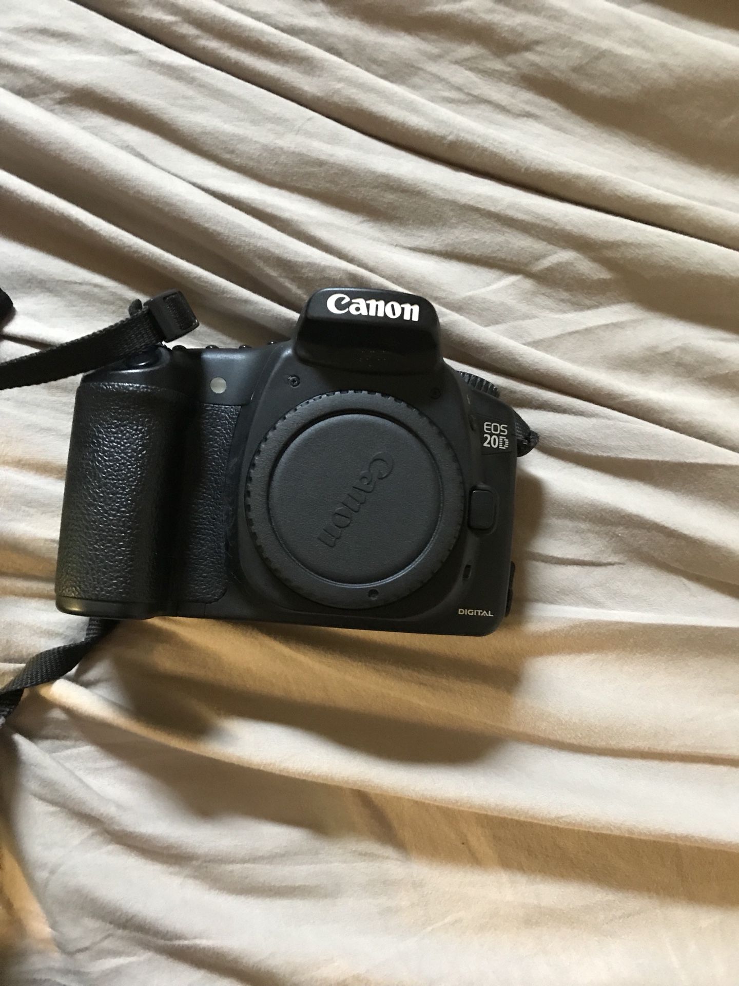 Canon Eos 20d with Lense