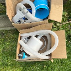 2 Pool Skimmers 