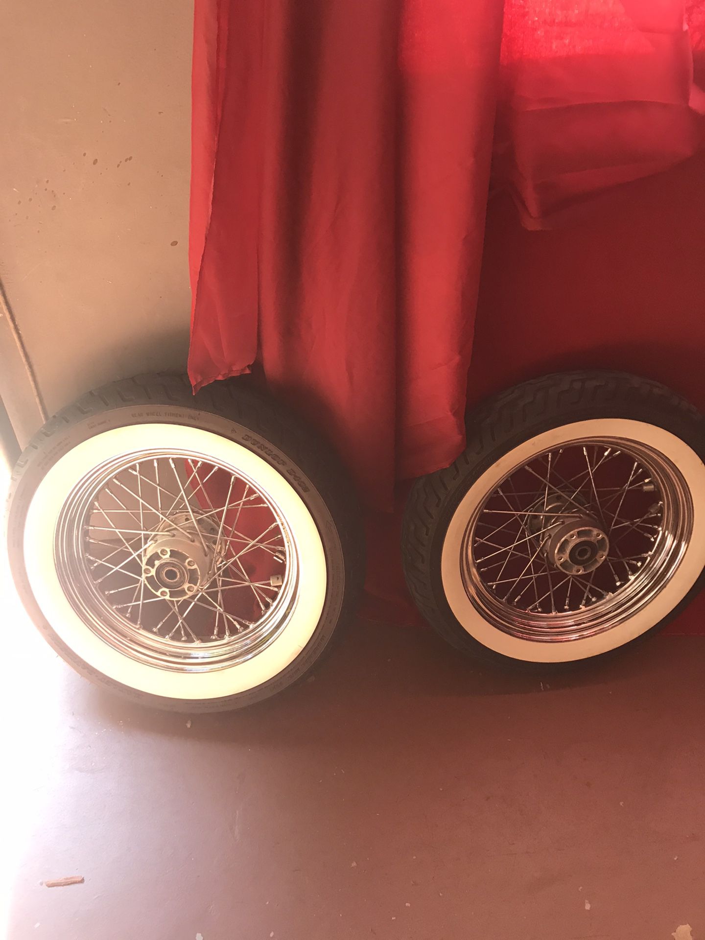 Motorcycle rims and tires come off a Harley Davison selling for $600