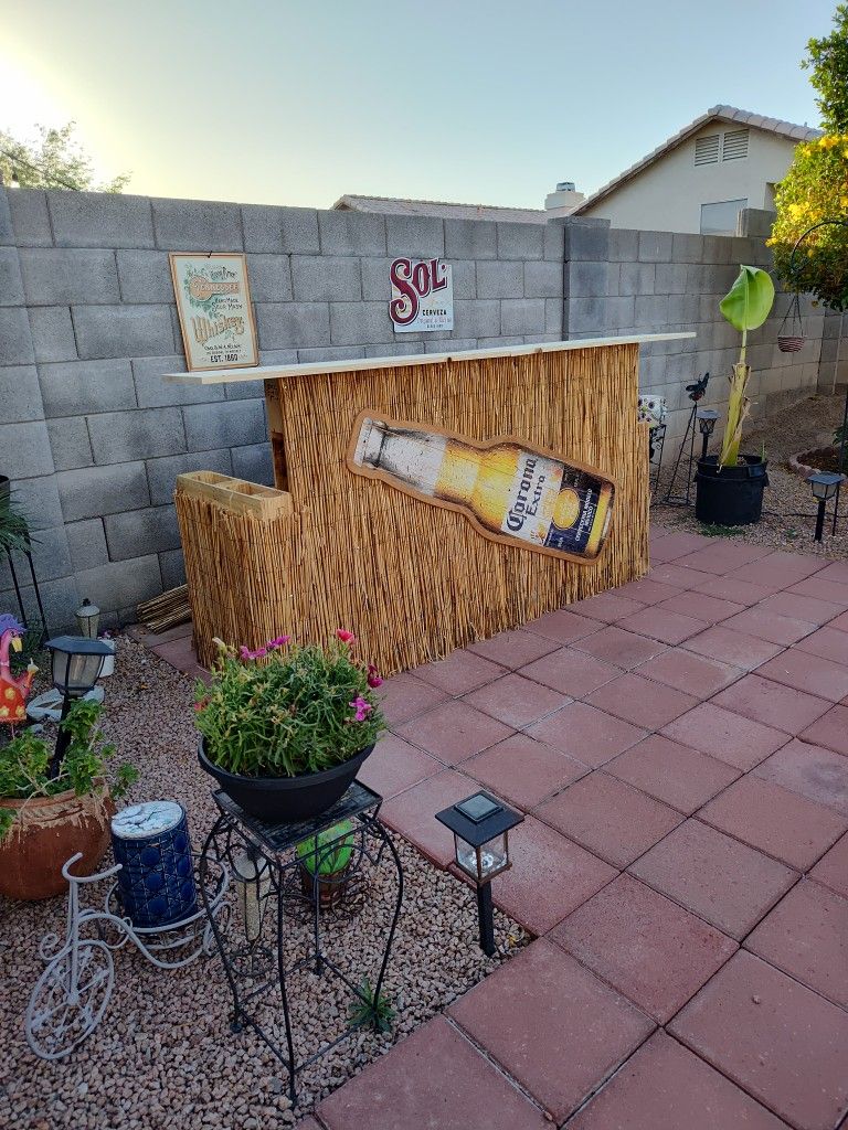 Tiki Like Bar