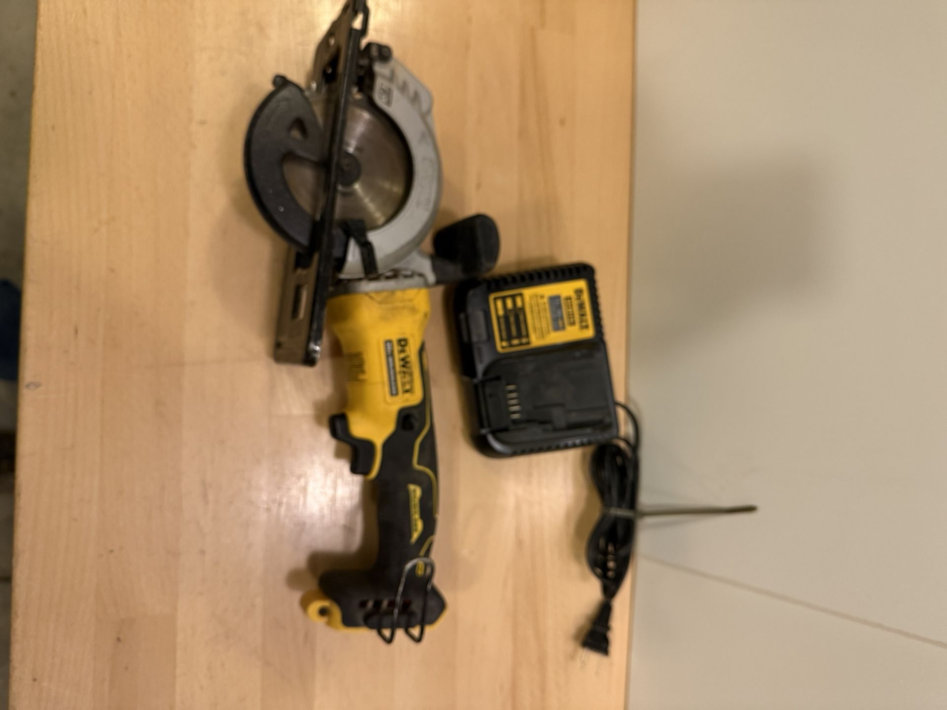 Dewalt 4 1/2 Circular Saw