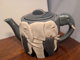 Vintage Otagiri Elephant Teapot by Tom Taylor (1980s Japan)