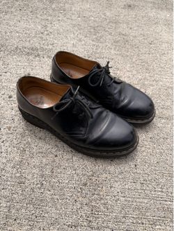Dr. Martens size 10 - 1461 black leather oxford