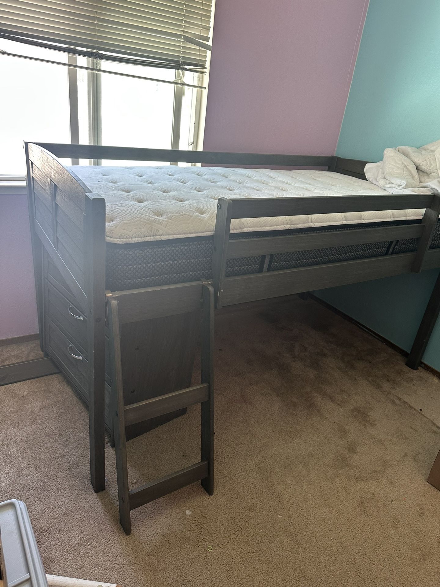 Twin Bed