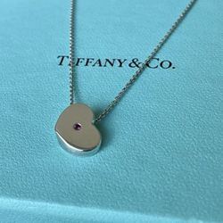 TIFFANY &CO Pink Sapphire Heart