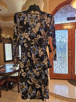 New women's dresses size small