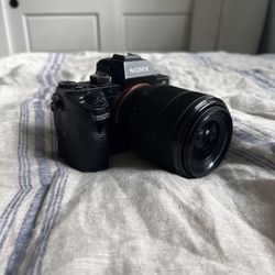 Sony Alpha α7 II Mirrorless Camera with 28-70mm Zoom Lens & accessories  