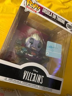 Pop Ursula on throne