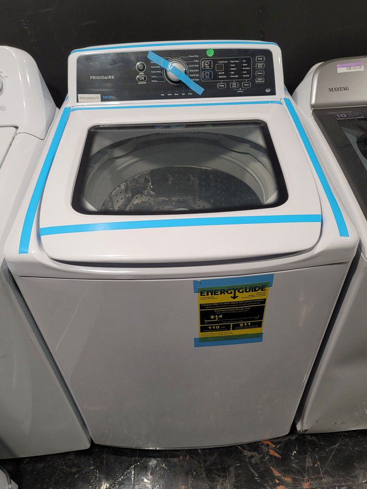 Frigidaire Large Capacity Top-Load Washer With Agitator
